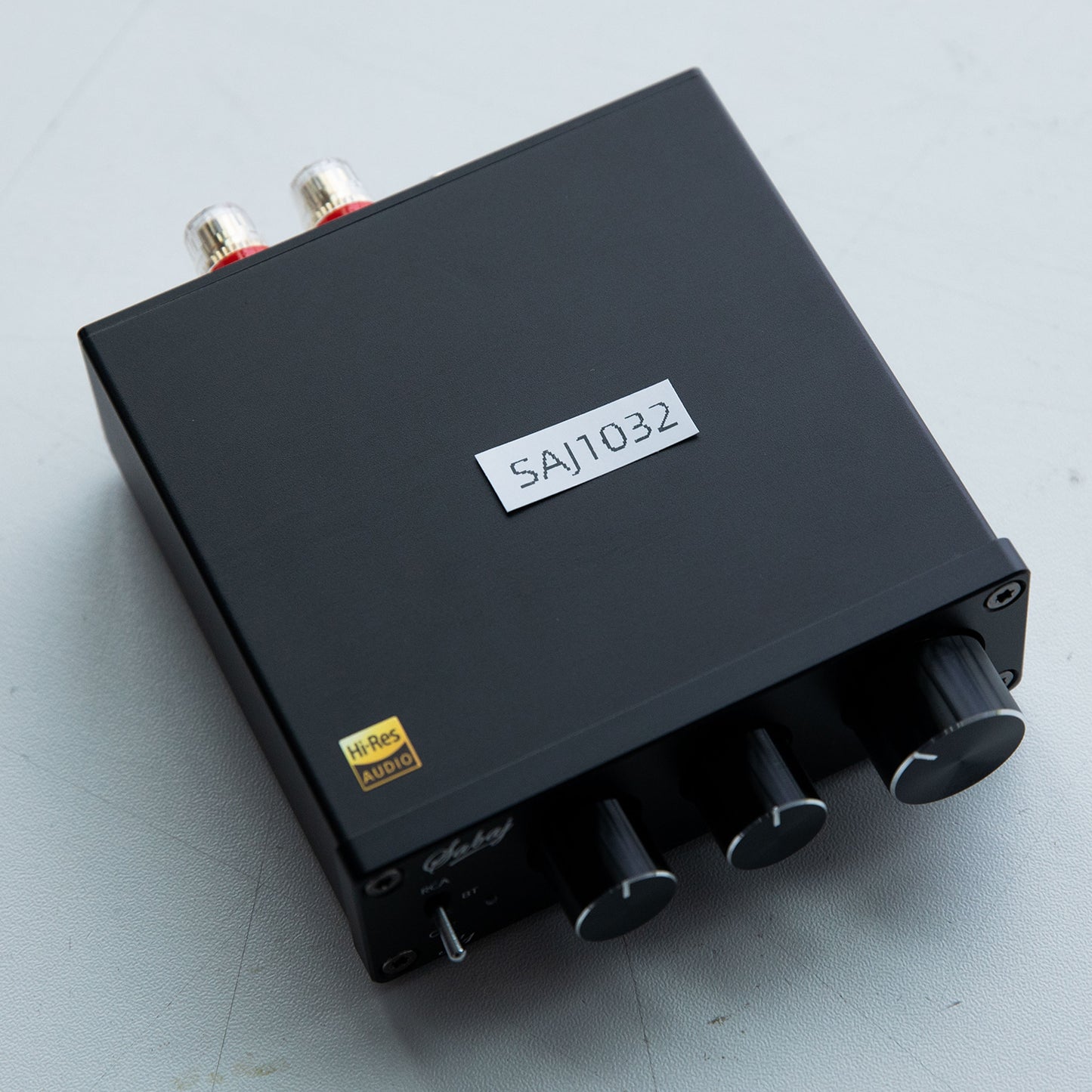 [Oferta de ligero daño estético] Sabaj AMP DAC 30%-50% DE DESCUENTO